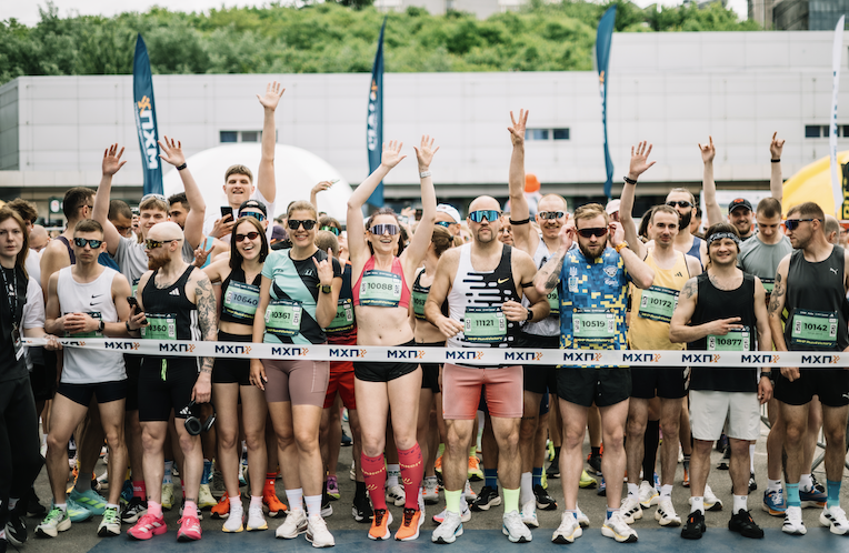 Благодійний MHP Run4Victory Київ марафон об’єднав понад 7 тисяч людей та зібрав на протезування ветеранів 5 млн грн